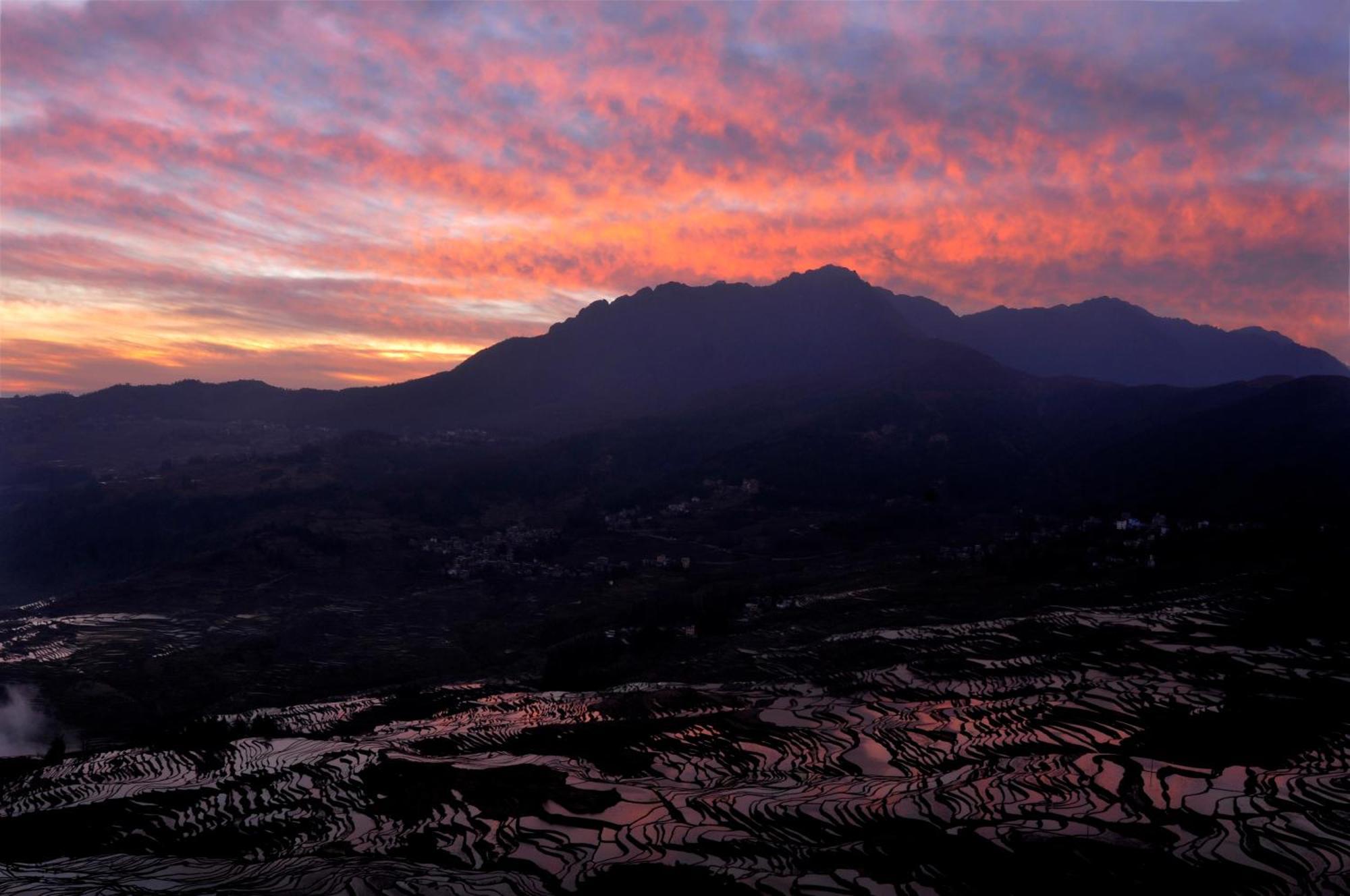 Hotel Beyond The Cloud Yuanyang  Zewnętrze zdjęcie